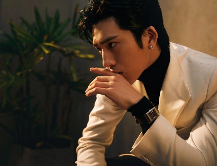 李荣浩在社交平台晒出井柏然做的甜品,二人合作过吗?