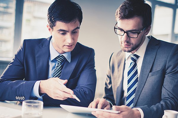 受不了男友的强势，我要不要和他分手?