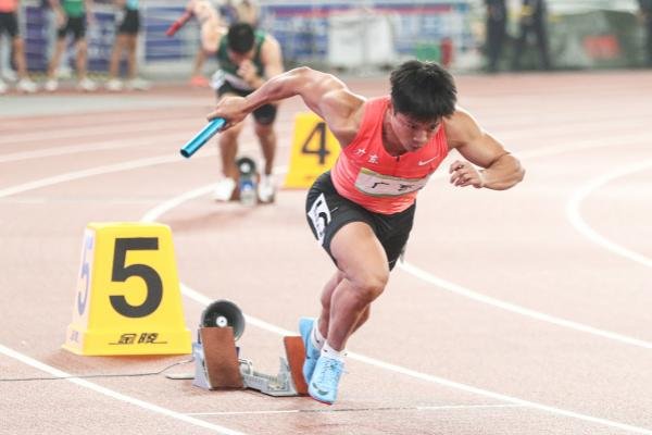 苏炳添身高体重