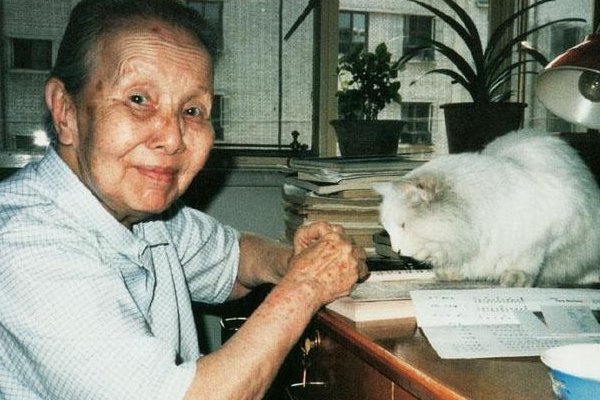 关于母爱冰心写的现代诗