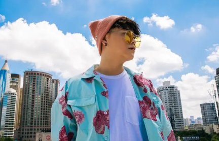 小青龙《time》被指是别人代写的，他对此是如何回应的？