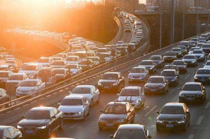 川流不息的什么填空词语