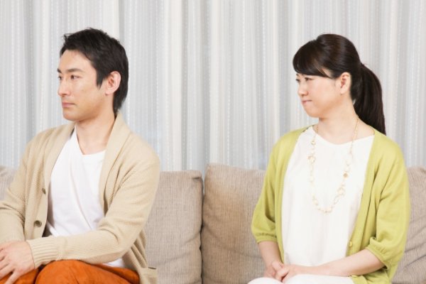 离婚十余年夫妻为了女儿婚礼再聚,父母为了孩子可以做到哪一步?