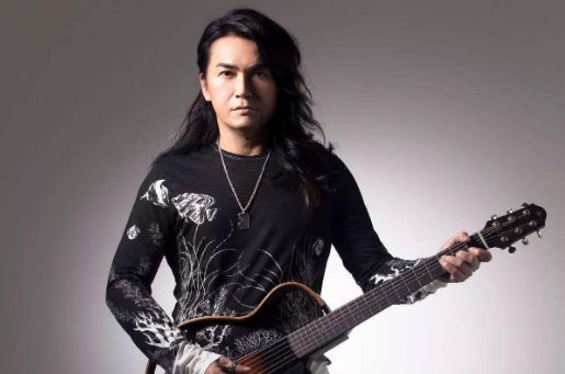 我这个你不爱的人，歌词。