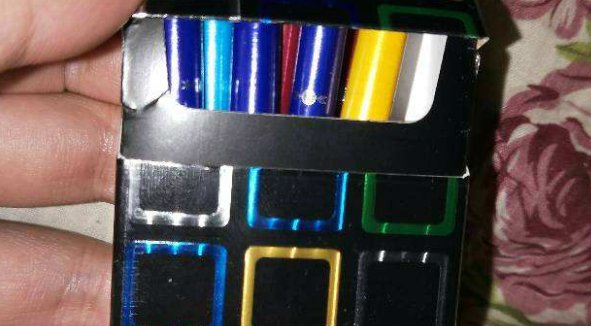 五颜六色的爆珠烟叫什么