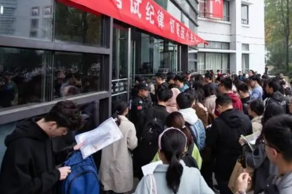 山西二本补录会降分么?