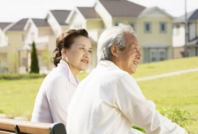母亲去世两周同城女儿未发现，女儿和母亲的感情不和吗？