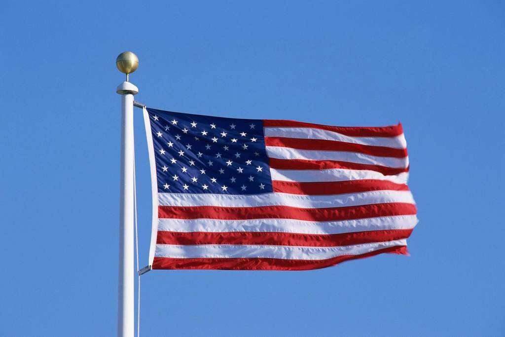 美国国旗有几种颜色?