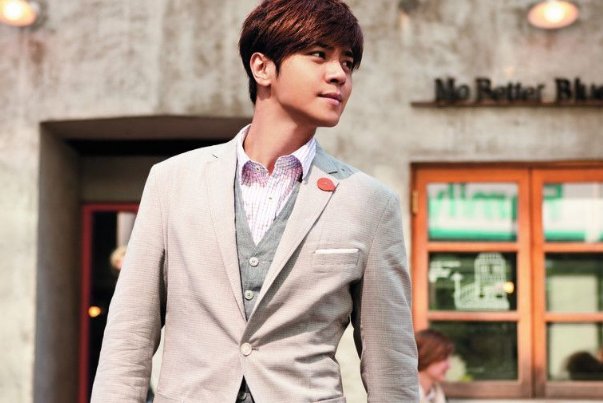 《极挑》总导演为罗志祥庆生，罗志祥在《极限挑战》中表现的怎么样？