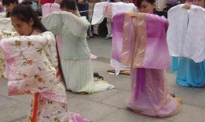 今年的8月25号是什么节日？