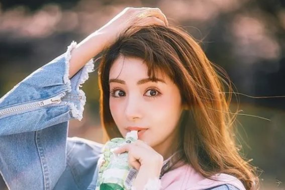 炯炯有神的意思