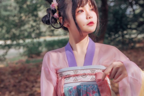 我们还有好多好多年是什么歌