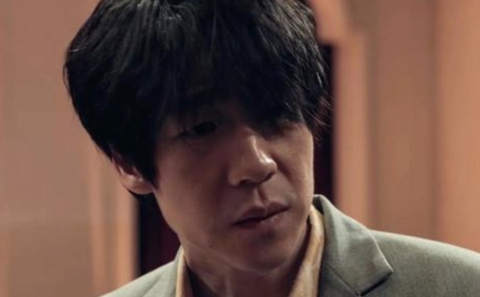 《扫黑风暴》：孙兴坏归坏，但为什么要让徐英子咬住大理石茶几呢