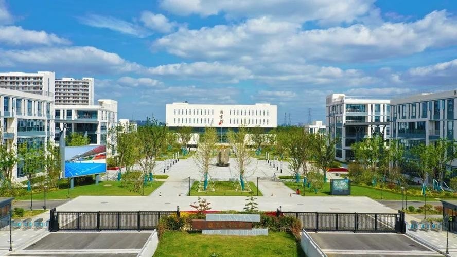 昆山第二职业中等专业学校学费