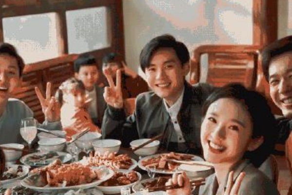 乔家的儿女剧情介绍