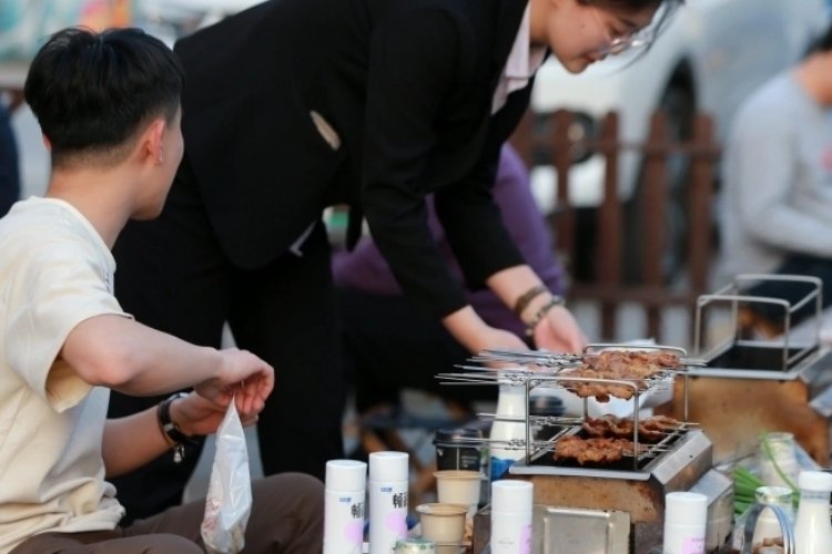 进淄赶烤是什么意思