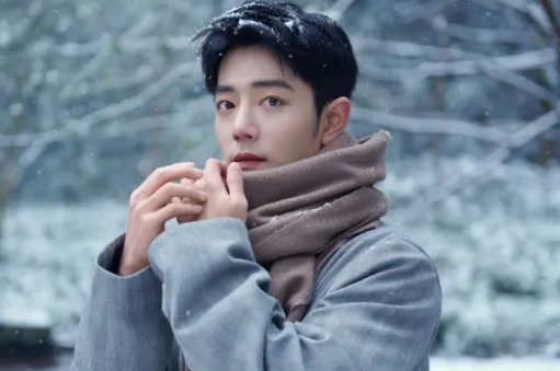 肖战是哪个公司的艺人