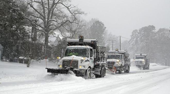美国科州遭暴风雪，给当地居民的生活带来了怎样的影响？