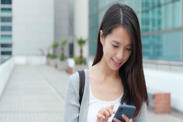 怎样回复女生说的我这么美？