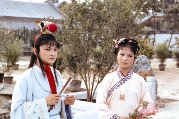 心比天高,命比纸薄是什么意思