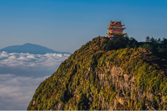 娥眉山月歌的译文