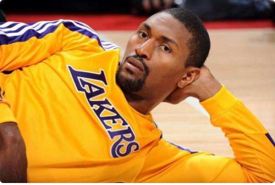 NBA阿泰斯特为什么叫世界和平