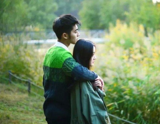 男朋友想亲我,我该怎么回应他?