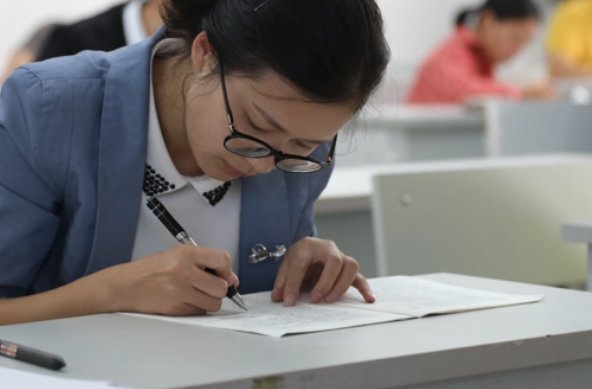 考研380分相当于高考多少分