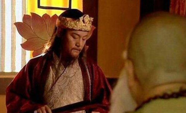 必先自宫的前一句