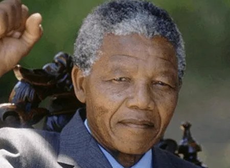 爱我中华歌词诡异事件是什么？