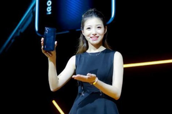 为什么叫她宋大腿？