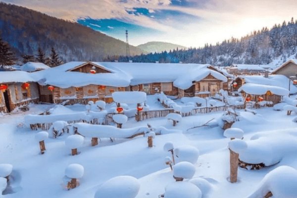 泛指我国东北地区的白山黑水白山指的是