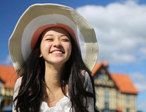 《流星蝴蝶剑》里饰演孙小蝶的是谁？