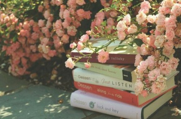 书卷多情似故人全诗赏析