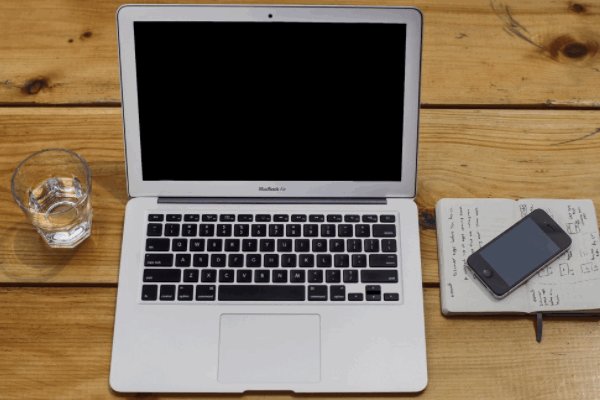 为什么复制的东西粘贴不了?