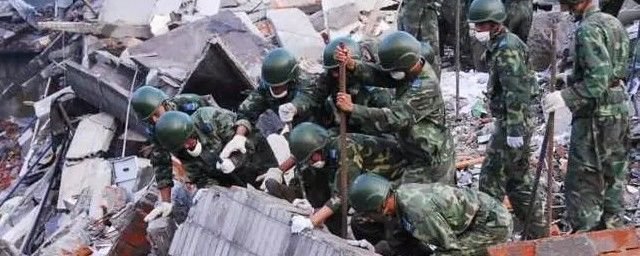 北川中学为什么不把遇难者挖出来 遇难人数多少人