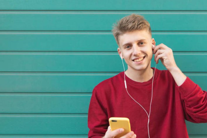 一边听音乐一边写作业好吗