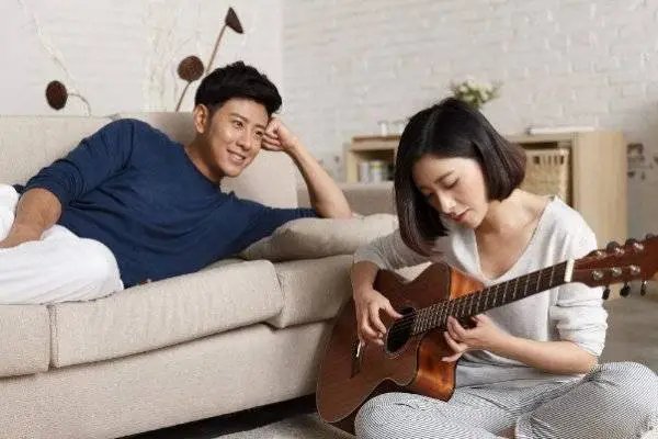 男朋友为了我跟女友分手,这样好吗?