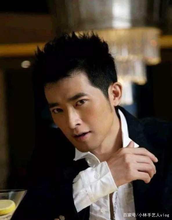 当年的上戏三剑客陆毅最火，任泉身价亿万，刘晓虎怎样了？