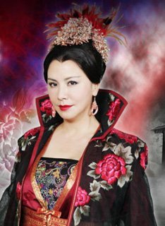 红花鬼母的人物资料