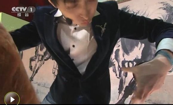 春晚魔术怎么穿帮了