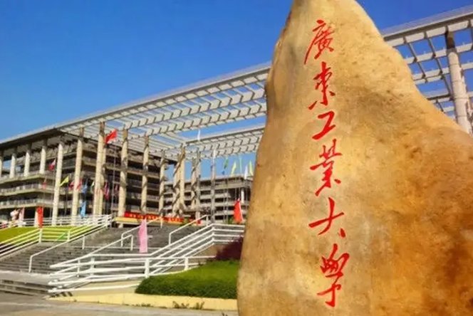 哪个学校比较好？