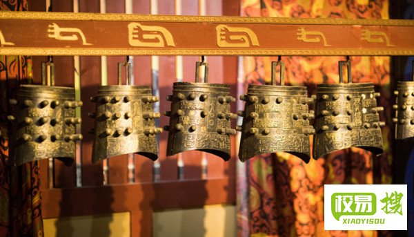 宫商角羽打一成语