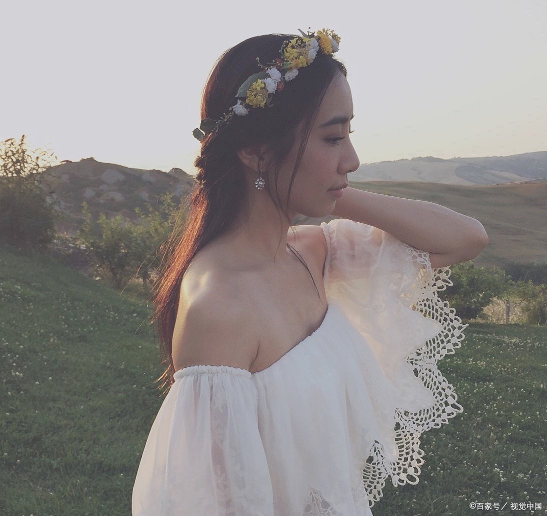 发现曾经自己觉得善良的小姑子，人前一套人后一套，怎么办？