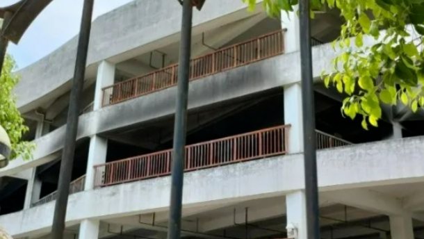 安徽合肥一立体停车场车辆起火，多车受损！造成此次事故的原因是什么？