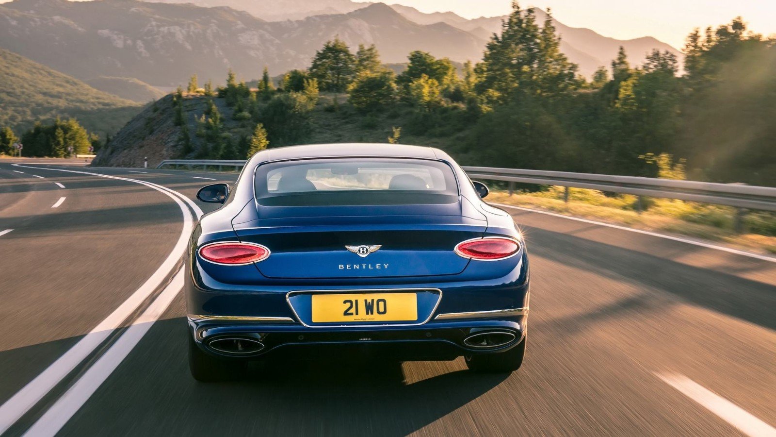 电影《非诚勿扰》中葛优坐的那辆车是什么车？