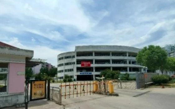 安徽合肥一立体停车场车辆起火，多车受损！造成此次事故的原因是什么？