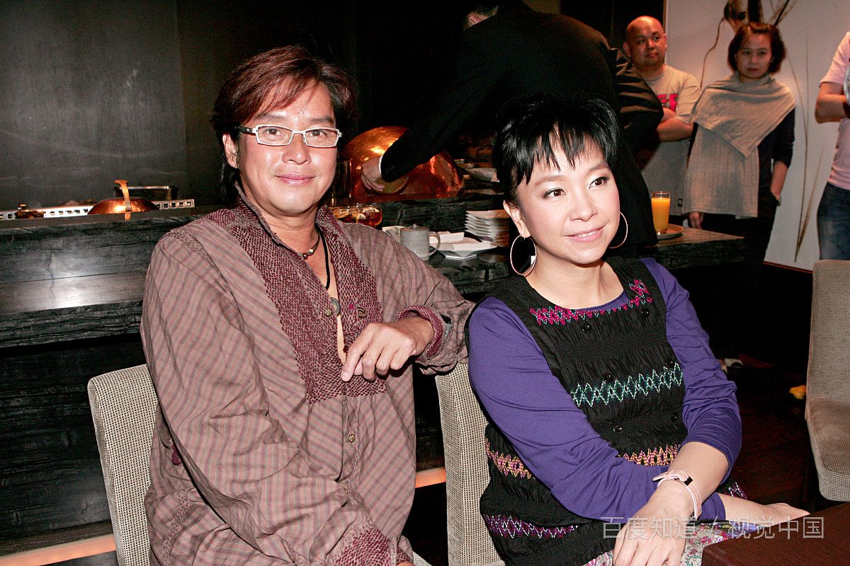 《one summer night》这首歌的中文歌词翻译？