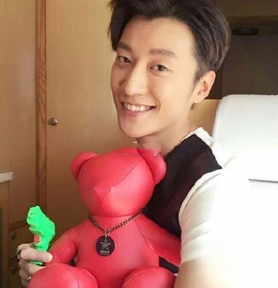 王思聪乔任梁还有杀害他的凶手？蛋糕派对血暒图是真的吗？