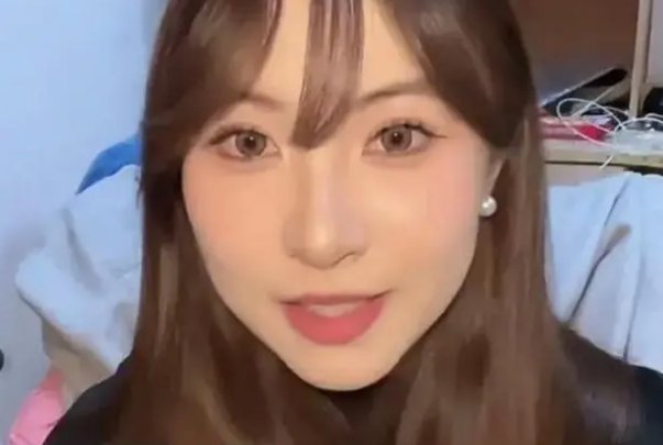 郑欣怡个人资料